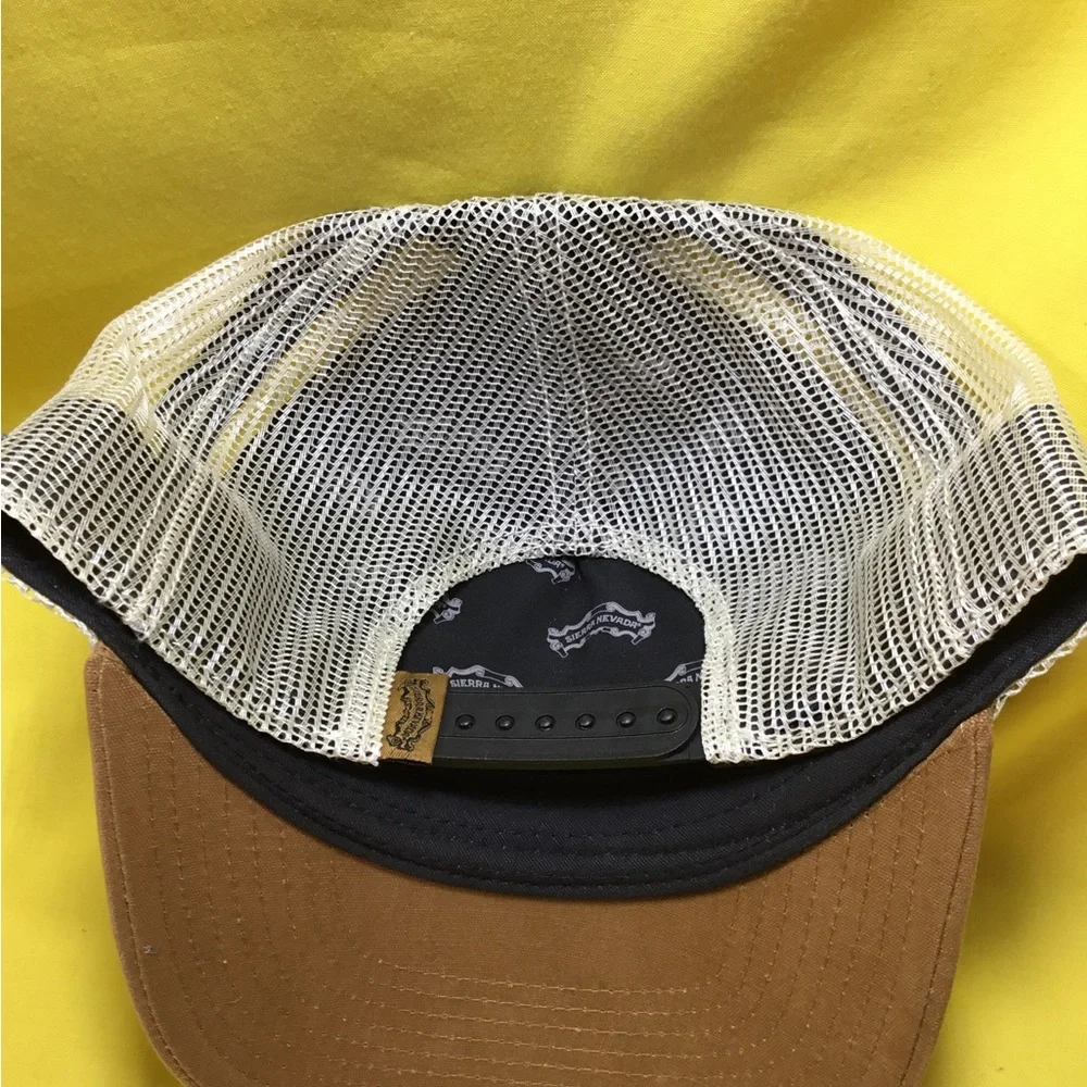 ROVE Sierra Nevada Two-Tone Trucker Hat in Navy & Brown